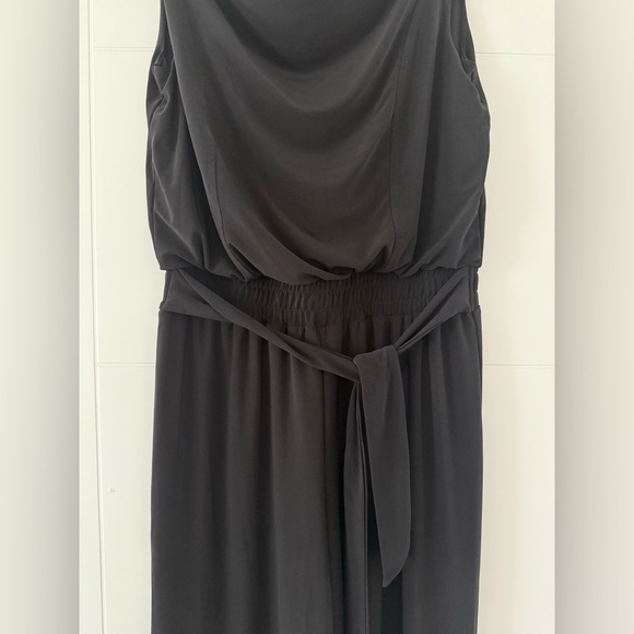 Emma & Michele Jumpsuit, size small. - Picture 4 of 7